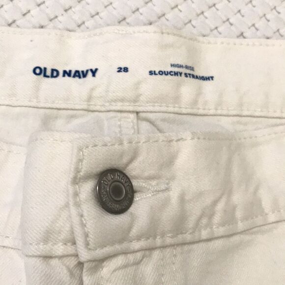 NWT- Old Navy- 26 & 28+. Slouchy Straight Short - Picture 7 of 8